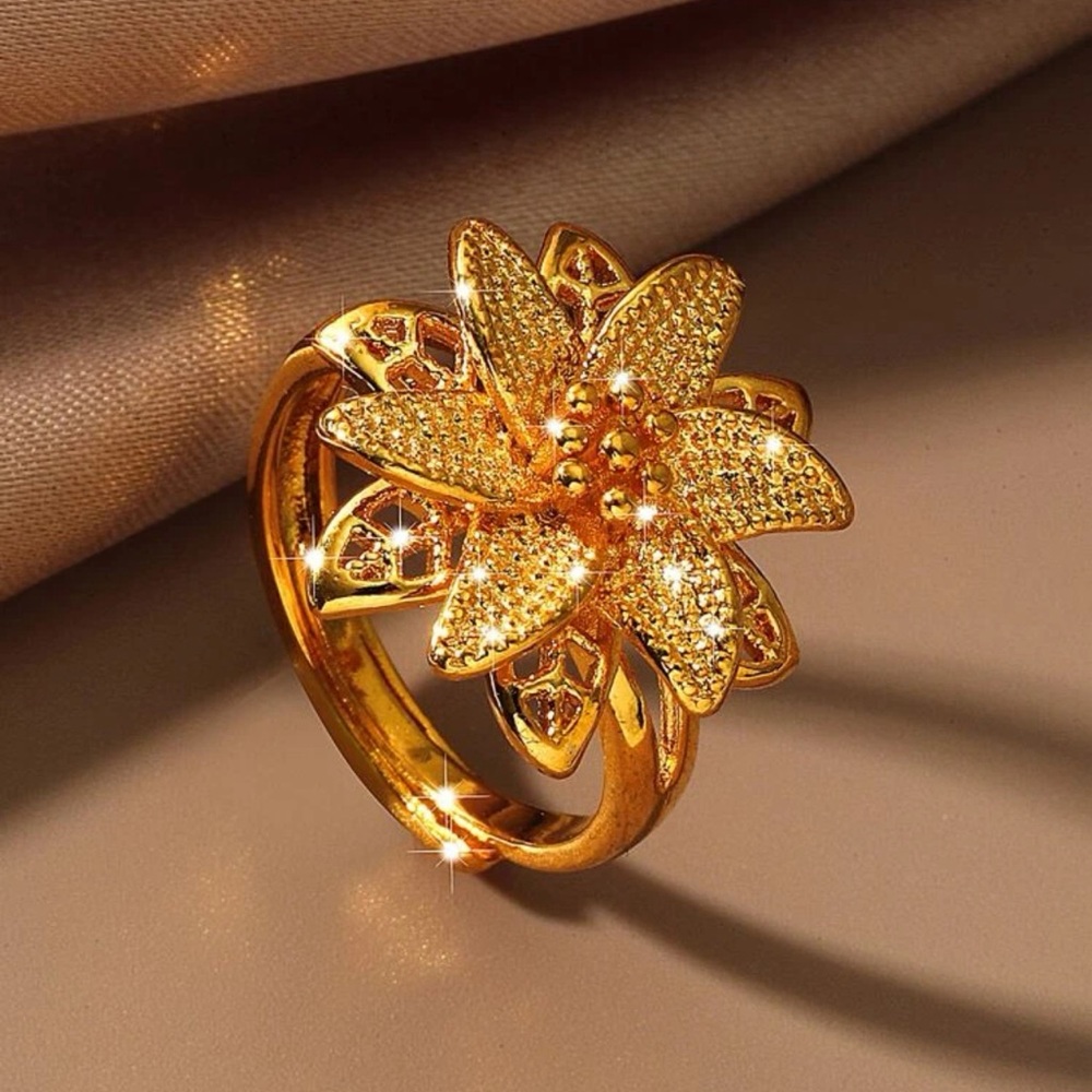 ❤️Flower Decor Ring